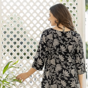 DRESSAR Women Floral Printed Rayon Short Kurta (Black)